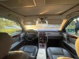 Mercedes E 280-4