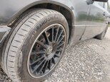 Mercedes 230 E-6