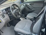 Hyundai Elantra-11