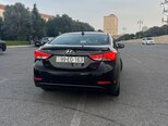 Hyundai Elantra-6