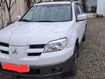 Mitsubishi Outlander-1