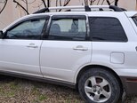 Mitsubishi Outlander-3