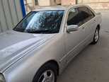 Mercedes E 270-16