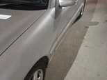Mercedes E 270-9