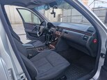 Mercedes E 220-10