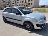 Kia Rio-5
