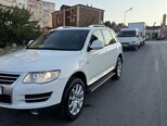 Volkswagen Touareg-2