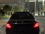 Mercedes E 300-4