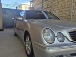 Mercedes E 220-10