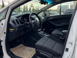 Kia Forte-10