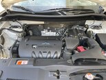 Mitsubishi Outlander-6
