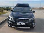 Kia Carnival-1