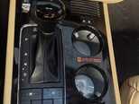 Kia Carnival-10