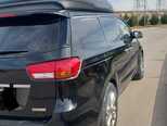 Kia Carnival-19