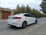 Hyundai Elantra-4