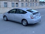 Toyota Prius-5