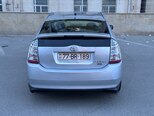 Toyota Prius-8