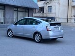 Toyota Prius-13