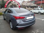 Hyundai Accent-5