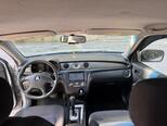 Mitsubishi Outlander-4