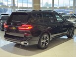 BMW X7-8