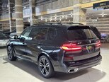 BMW X7-10