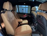 BMW X7-15