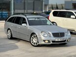 Mercedes E 220-1