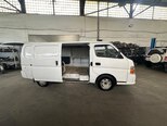 Nissan Urvan-9