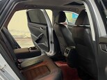 Volkswagen Passat-16