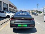 Hyundai Elantra-3