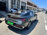 Hyundai Elantra-4