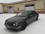 Mercedes E 220-4
