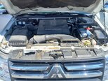 Mitsubishi Pajero-10