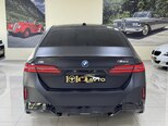 BMW i5-10