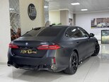 BMW i5-9