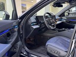 BMW i5-15