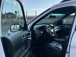 Ford Explorer-12