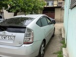 Toyota Prius-5
