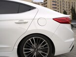 Hyundai Elantra-14