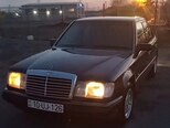 Mercedes E 200-1