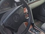 Mercedes E 200-4