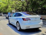 Tesla Model 3-6