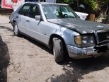 Mercedes 200 D-2