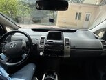 Toyota Prius-5