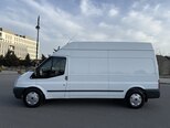 Ford Transit-9