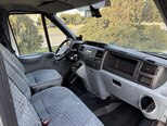 Ford Transit-12