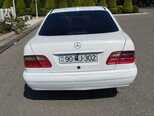 Mercedes E 200-16