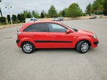 Kia Rio-5