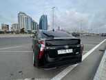 Toyota Prius-6